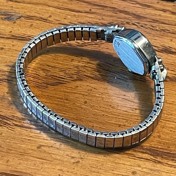 Vintage Wittnauer Watch 4 Diamonds & 10KT RGP Band - Picture 15 of 16